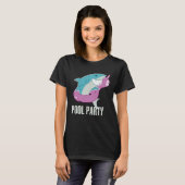 Pool Party  Shark Unicorn Fishing Tシャツ (正面フル)