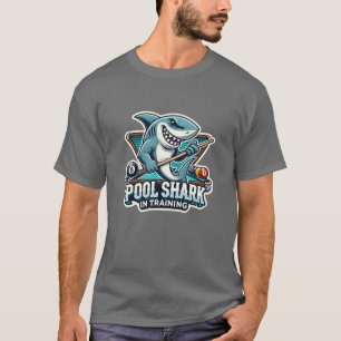 Pool Shark in Training:おもしろいとビリヤーよくはしゃぐド Tシャツ