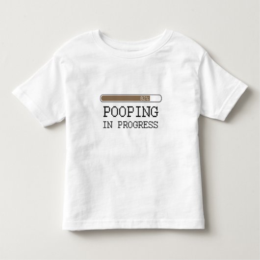 Poopingの進行中のベビーのTシャツ トドラーTシャツ (正面)