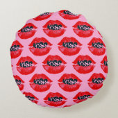Pop Art Kiss Lips Repeat ラウンドクッション (裏面)