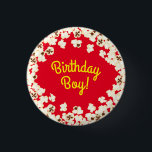 Popcorn Birthday Party Movie Theater 缶バッジ<br><div class="desc">Do you love popcorn!?  Celebrate your next birthday with this adorable movie theater popcorn birthday party theme!  The popcorn kernels are tossed and fun with red blue or yellow!  Great for kids,  children and teens as well as adult birthdays!</div>