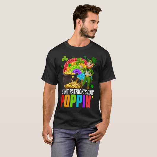 Poppin' Leprechaun & Pop It Rainbow Saint Patricks Tシャツ (正面フル)