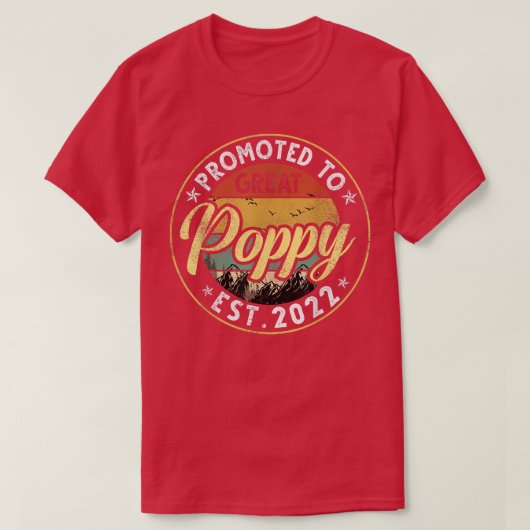 Poppy Est 2022に素晴らし昇格した新しいPoppy First P Tシャツ (デザイン正面)