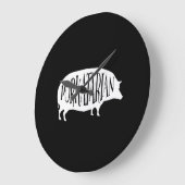 PorkatarianのヴィンテージBBQのブタ ラージ壁時計 (傾斜)