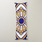 Portuguese Blue Yellow Mediterranean Floral ボディピロー (裏面 (縦))