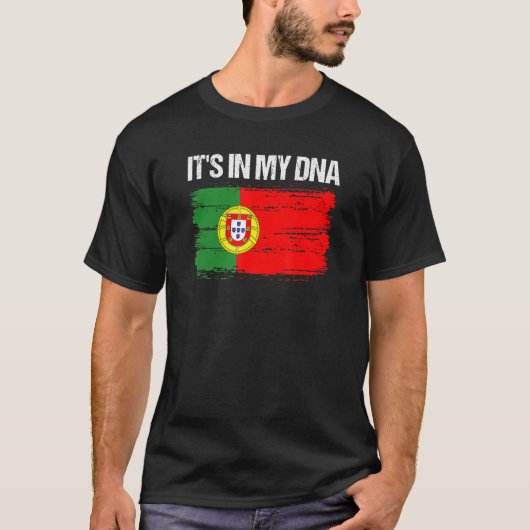 Portuguese It's In My DNA Portugal Flag Tシャツ (正面)