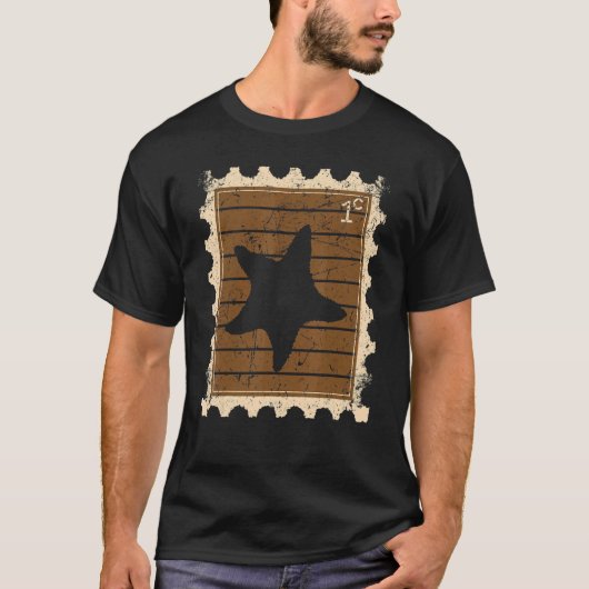 Postage Stamp With A Starfish Tシャツ (正面)