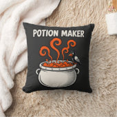 Potion Maker Witchy Comic Tee クッション (ブランケット)
