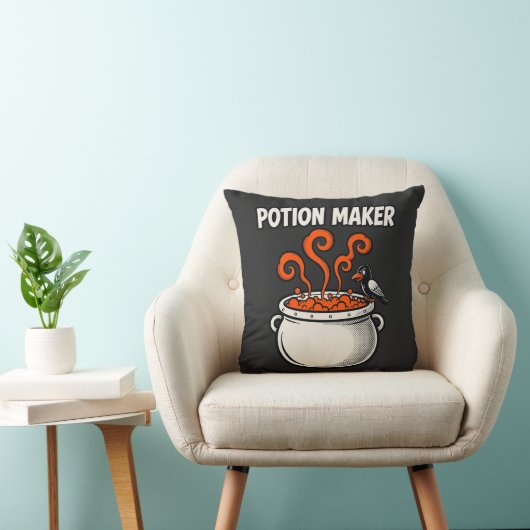 Potion Maker Witchy Comic Tee クッション (椅子)