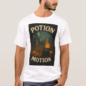 “Potion Motion” – Whimsical Witchy Halloween  Tシャツ (正面)