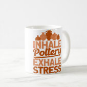 Pottery Makers Inhale Pottery Exhale Stress Potter コーヒーマグカップ (正面右)