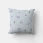 Powder Blue Japanese Rosemary Floral Pattern クッション (正面)