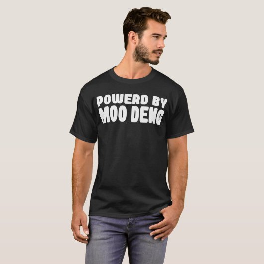 Powerd By Moo Deng  Tシャツ (正面フル)