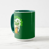 Powered by Beer St Patrick’s Day Shirt – caneca マグカップ (正面左)