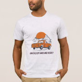 Powered By Sand And Regret Desert Camping Tシャツ (正面)