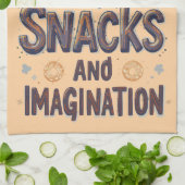 Powered by Snacks Imagination Funny Food Quote Typ キッチンタオル (折り畳み)