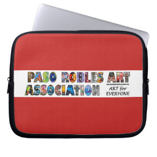 PRAAの充電器の付属品の箱 ラップトップスリーブ