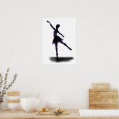 "Practice Makes Perfect"バレリーナのポスター – 紫 ポスター (キッチン)