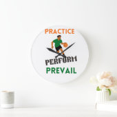 Practice. Perform. Prevail. Basketball Motivation ラージ壁時計 (ホーム)