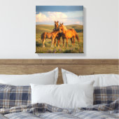 Prairie Family – Horses & Foal at Sunset Wall Art キャンバスプリント (インサイチュ (寝室))