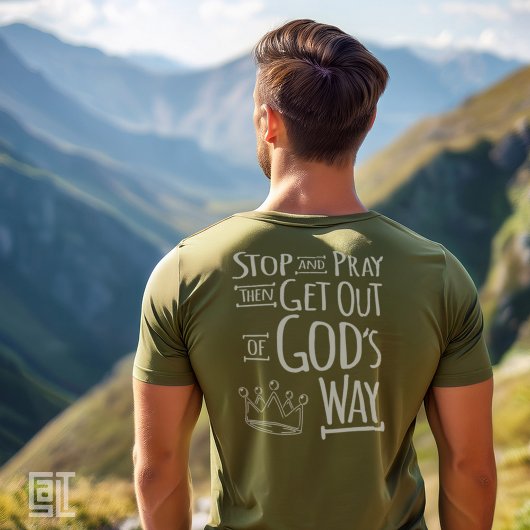 Pray and God’s Way Christian Inspirational Tシャツ