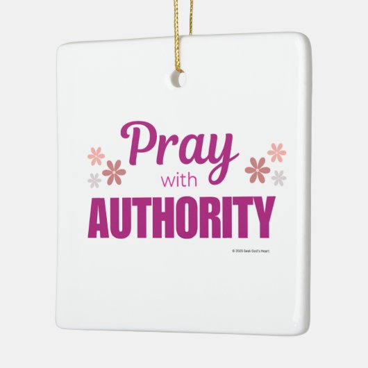 Pray with Authority, セラミックオーナメント (左)