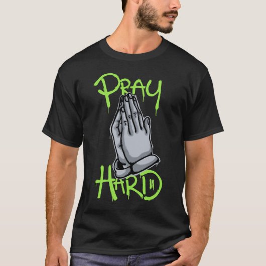 Praying Hands streetwear Tシャツ (正面)
