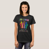 Pre K Squad Embracing Differences Autism SPED Teac Tシャツ (正面フル)