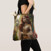 Pre-Raphaelite Gilded Woman 2 in Garden トートバッグ (クローズアップ)