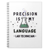 Precision is My Language – Detail-Driven Pro ノートブック (正面)