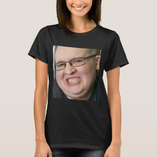 Predは直面します Tシャツ