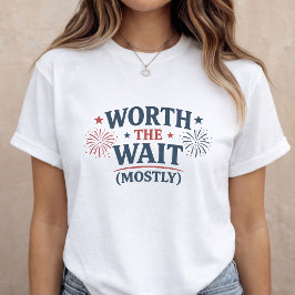 Pregnancy Announcement 4th of July Mom to Be Tシャツ