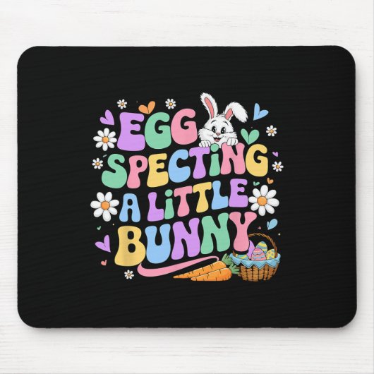 Pregnancy Announcement Egg Specting A Little Bunny マウスパッド (正面)