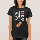 Pregnancy Skeleton Hotdog Belly Bump Rib Cage Hall Tシャツ (正面)