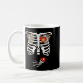 Pregnancy Skeleton Rib Funny Firefighter Bump Shir コーヒーマグカップ (左)