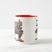 Preparing my Halloween potion ツートーンマグカップ (中央)