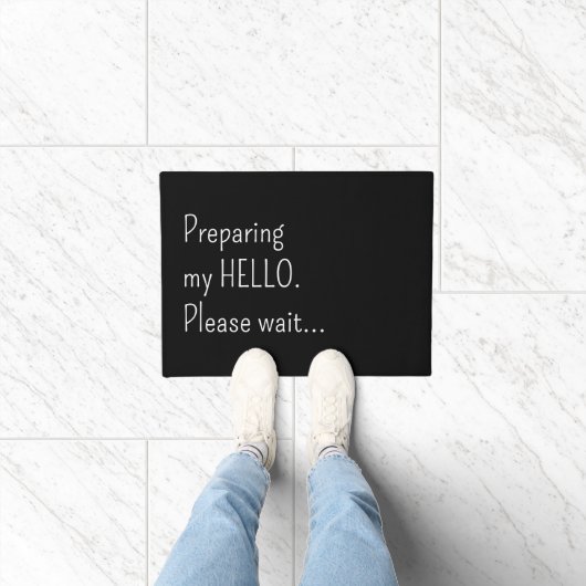 Preparing my hello Please wait Funny Introvert  ドアマット (室内)