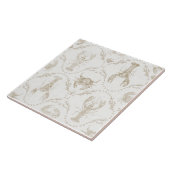 Preppy Coastal Lobsters and Crabs in Sandy Beige タイル (側面)