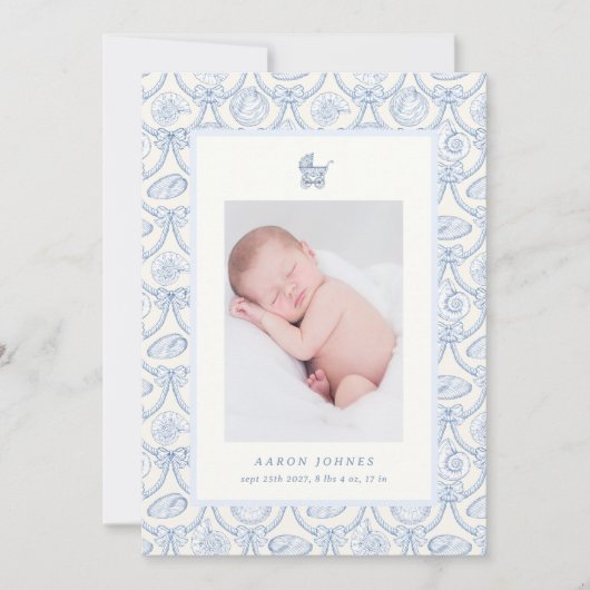 Preppy Couquette Coastal Baby Birth Announcement 招待状 (正面)