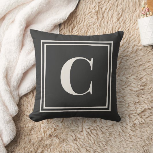 Preppy Gray Monogram Dorm Pillow - Initial クッション (ブランケット)