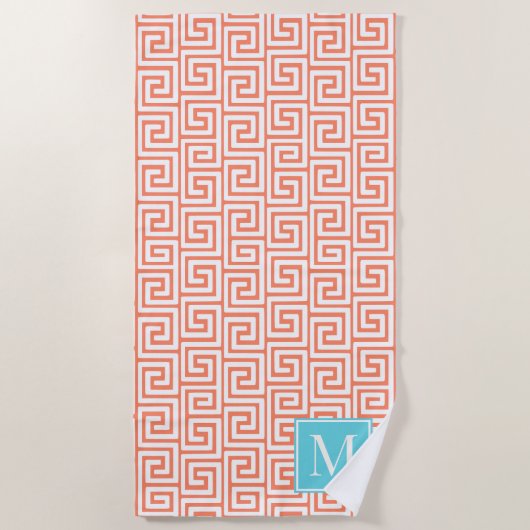 Preppy Greek Key Monogram – Coral & Turquoise ビーチタオル (正面)