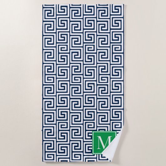 Preppy Greek Key Monogram – Navy & Green ビーチタオル (正面)
