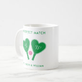Preppy Green and Pink Wedding Pickleball コーヒーマグカップ (正面左)