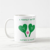 Preppy Green and Pink Wedding Pickleball コーヒーマグカップ (左)