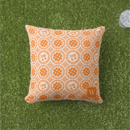 Preppy Pickleball Damask – Orange Dink Motif   アウトドアクッション