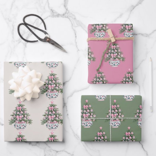 Preppy Pink and Green Chinoiserie Christmas Tree ラッピングペーパーシート (正面)