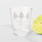 Preppy Pink and Green Chinoiserie Christmas Trees ショットグラス (裏面)