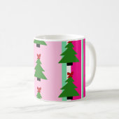 Preppy pink Christmas tree mug コーヒーマグカップ (正面右)