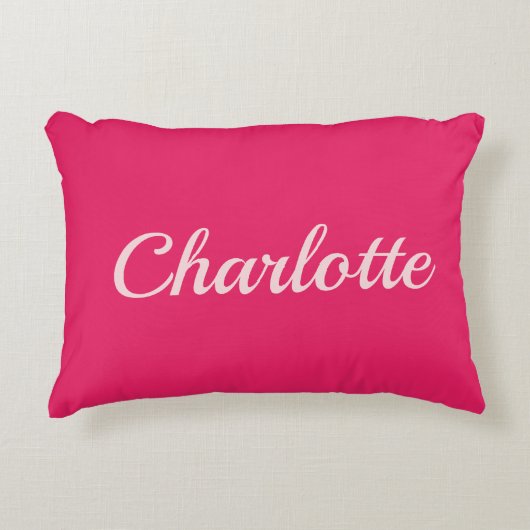 Preppy Pink Personalized Name Dorm Room Pillow アクセントクッション (正面)