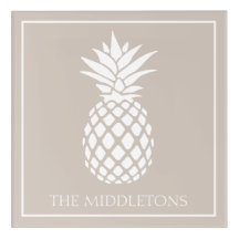 Preppy White Pineapple on Beige